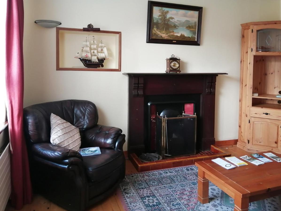 Russell'S Lägenhet Dingle Exteriör bild